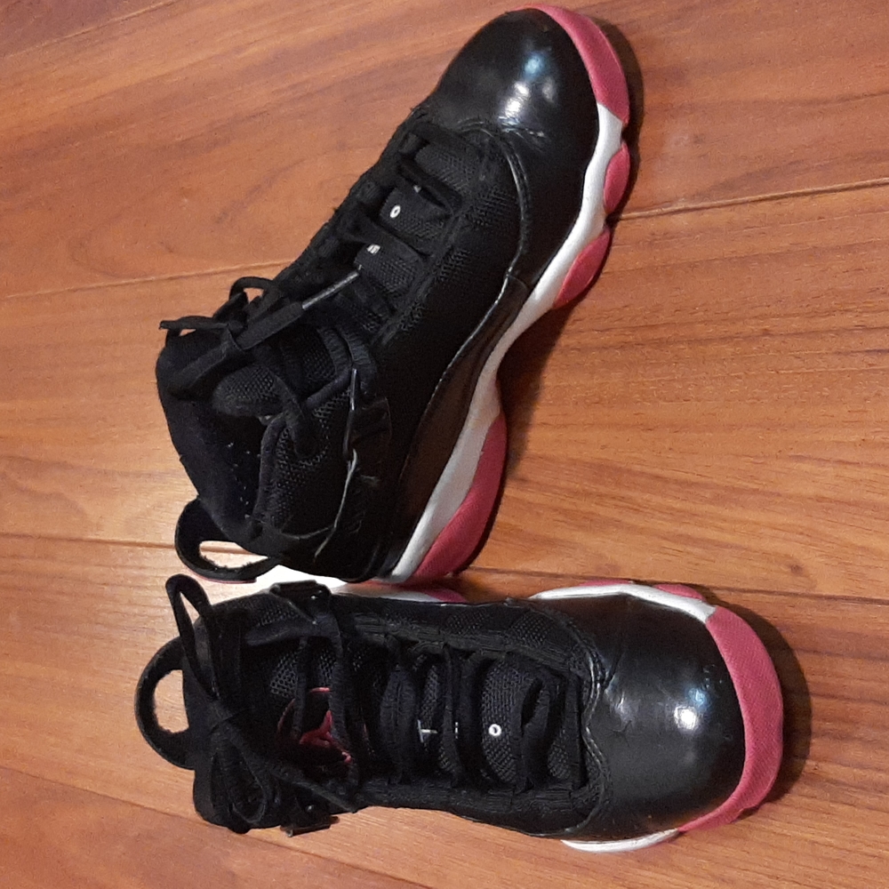 Girls Nike Jordan 6 Sneakers